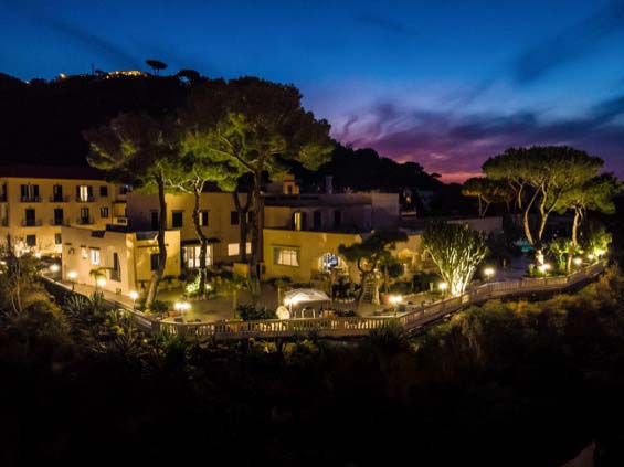 Vacanza Benessere Ischia: Offerte Hotel Capodanno con Massaggi e Cure Termali